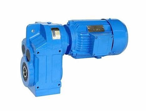 0,12 aux séries hélicoïdales IP55 du réducteur R de vitesse d'axe du parallèle 200KW